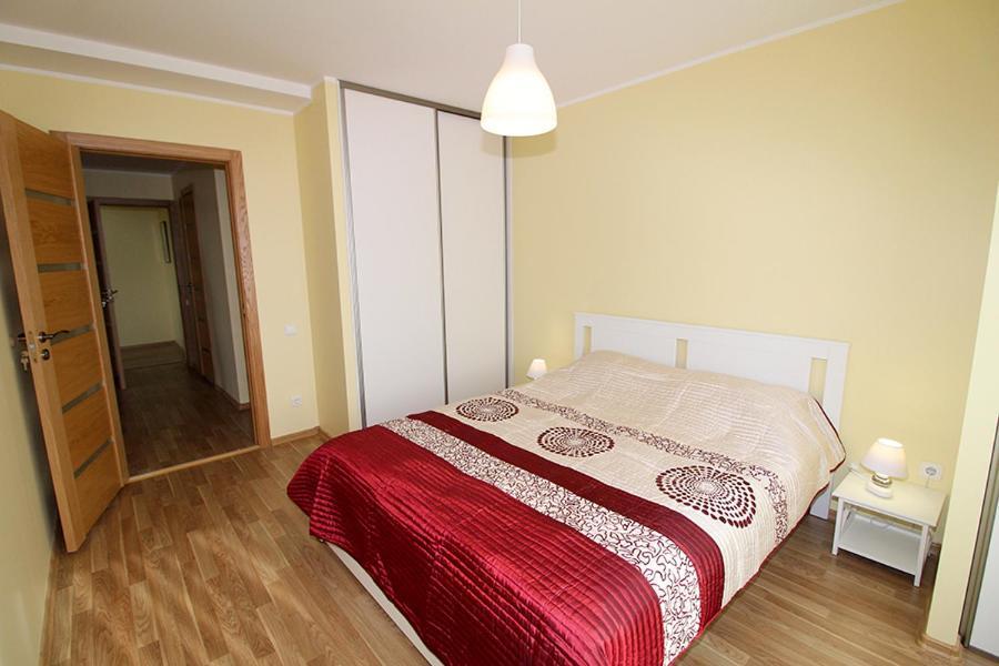 Sauliaus Apartamentai Паневежис Екстер'єр фото